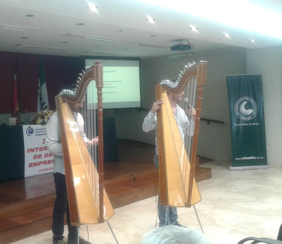 Arpas Paraguayas en el Seminario